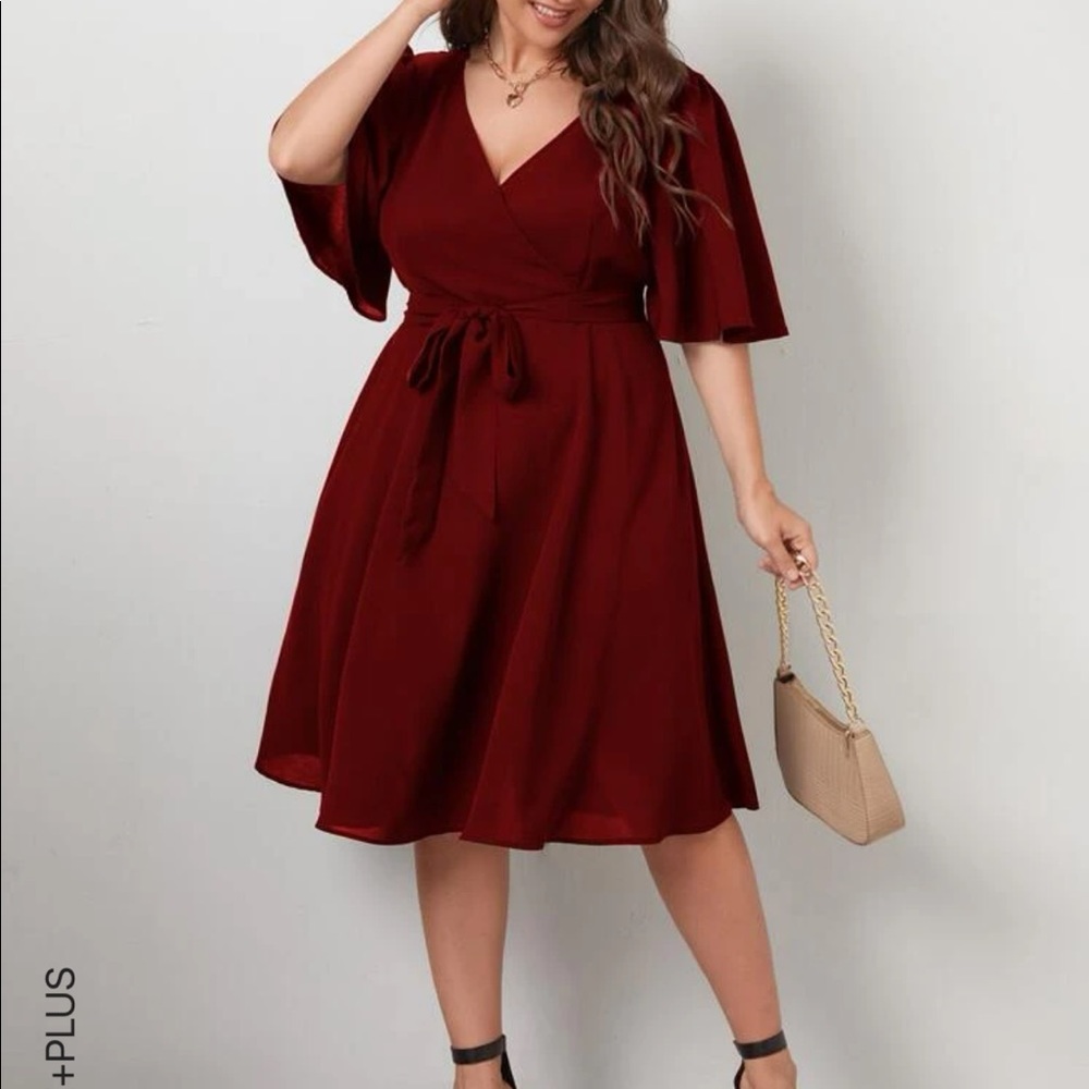 SHEIN butterfly sleeve tie dress